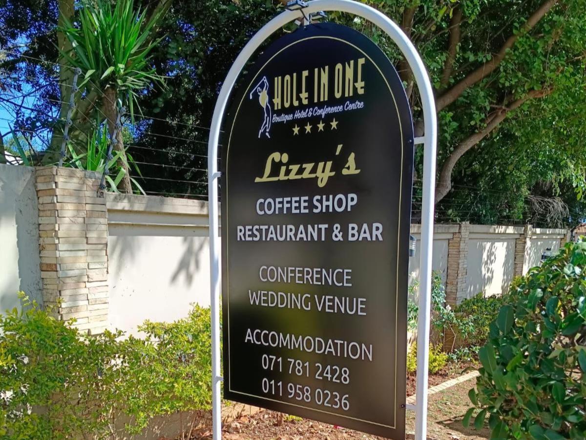 Hole In One Hotel Roodepoort Bagian luar foto